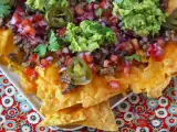Ricetta Nachos conditi: l'idea veloce per un apericena da leccarsi le dita