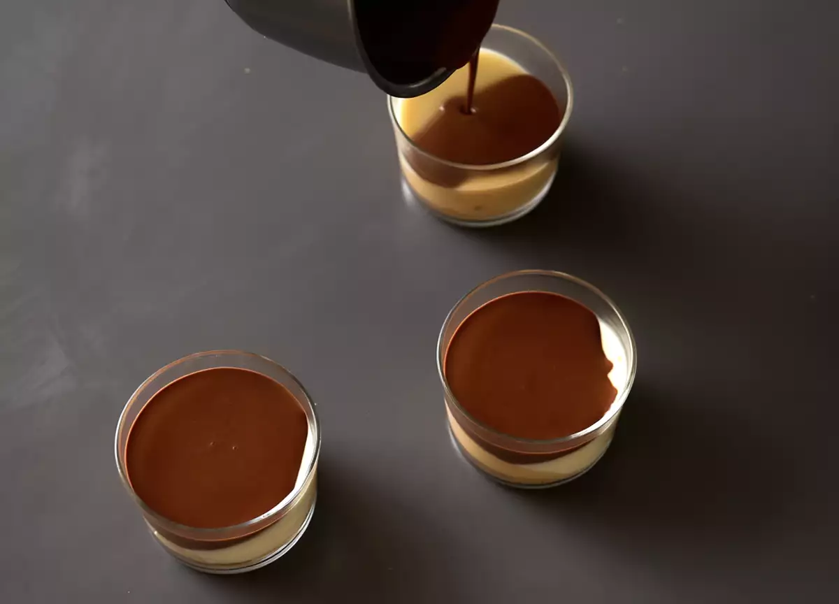 Fase 4: Strato al cioccolato fondente