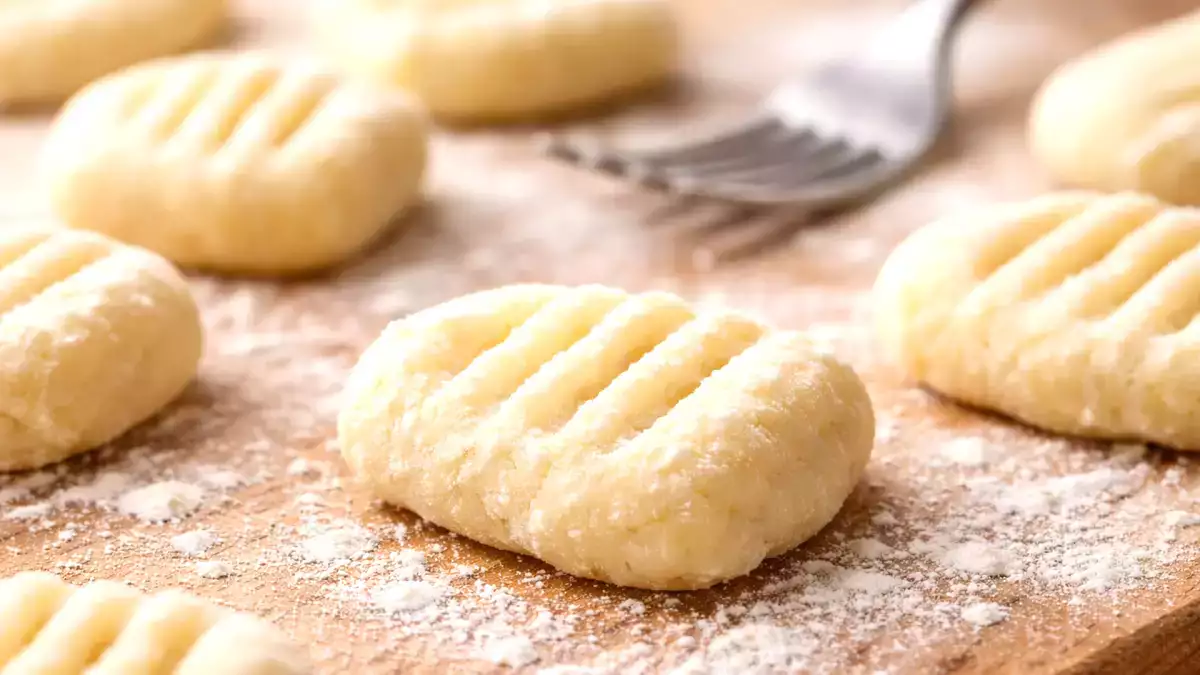 4) Dare le righe agli gnocchi come da tradizione