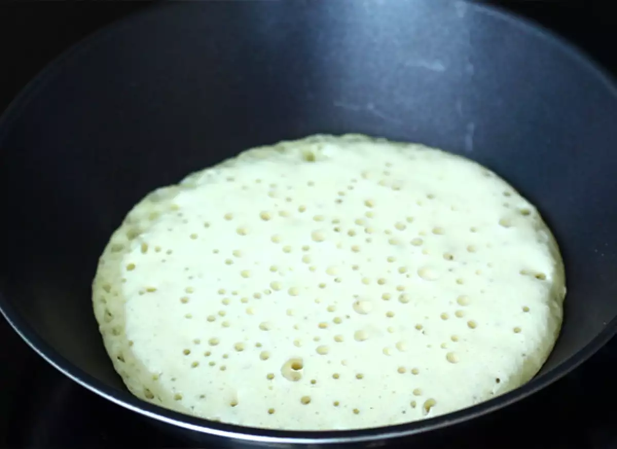 Fase 3: Cuocere solo da un lato per creare l’effetto nido d’ape