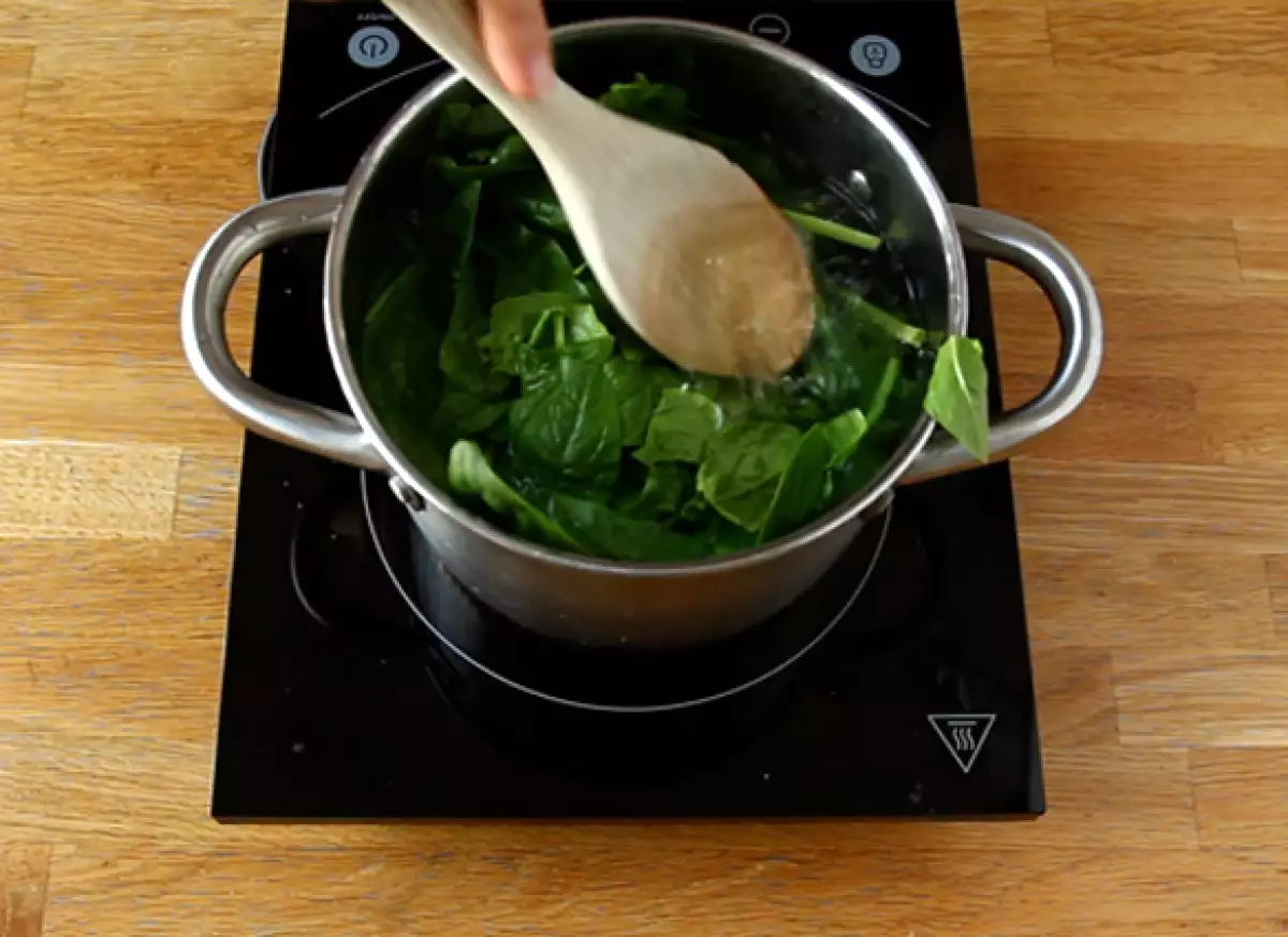 2. Lessare gli spinaci