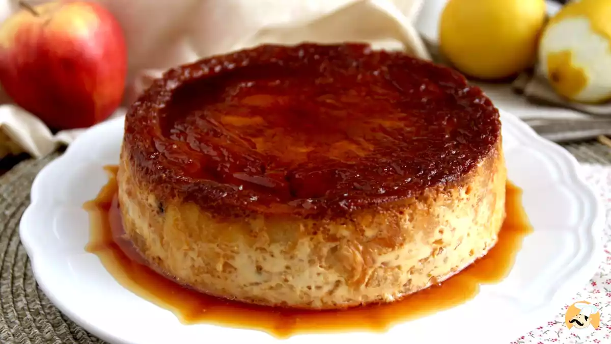 1. Pudding di mele e caramello con croissant