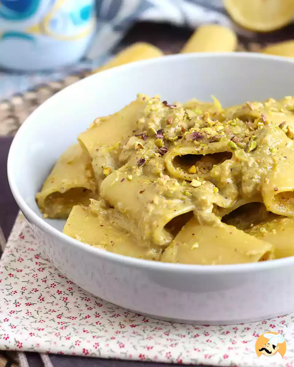 6. Paccheri con tonno pistacchi e limone