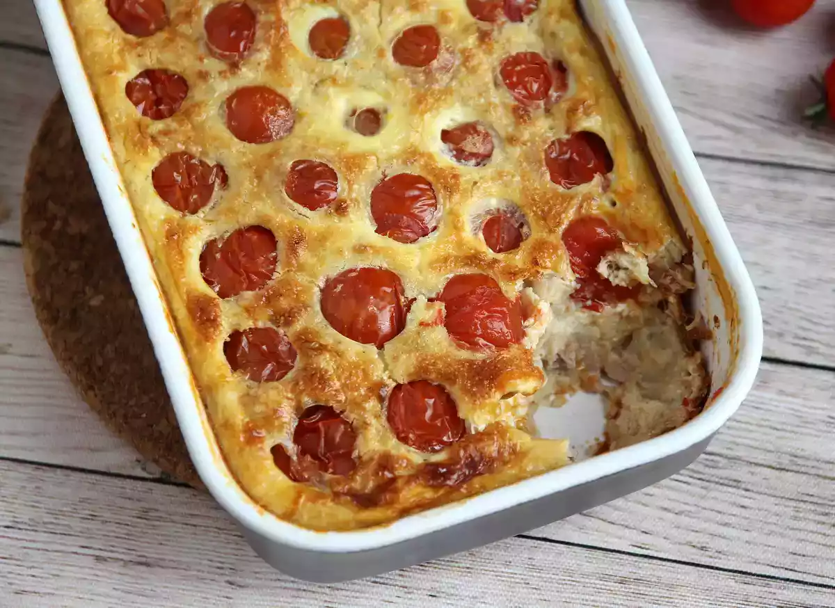 1. Clafoutis salato con pomodorini e tonno