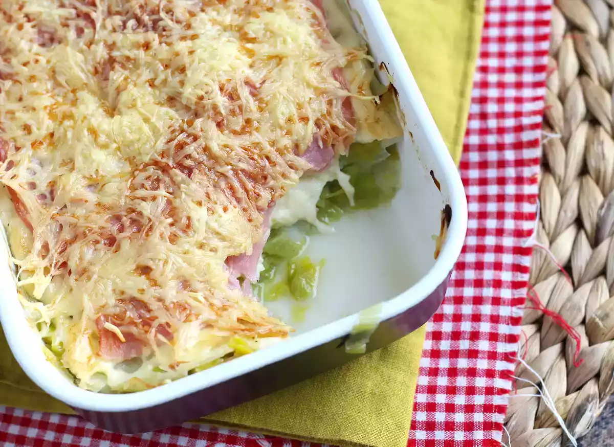 9. Gratin di porri, prosciutto e formaggio