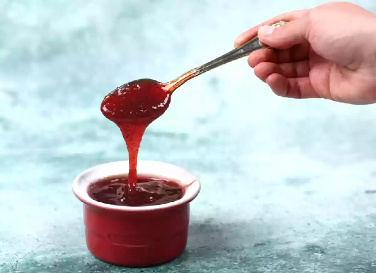 Coulis di frutta fresca: il tocco finale per dolci e gelati