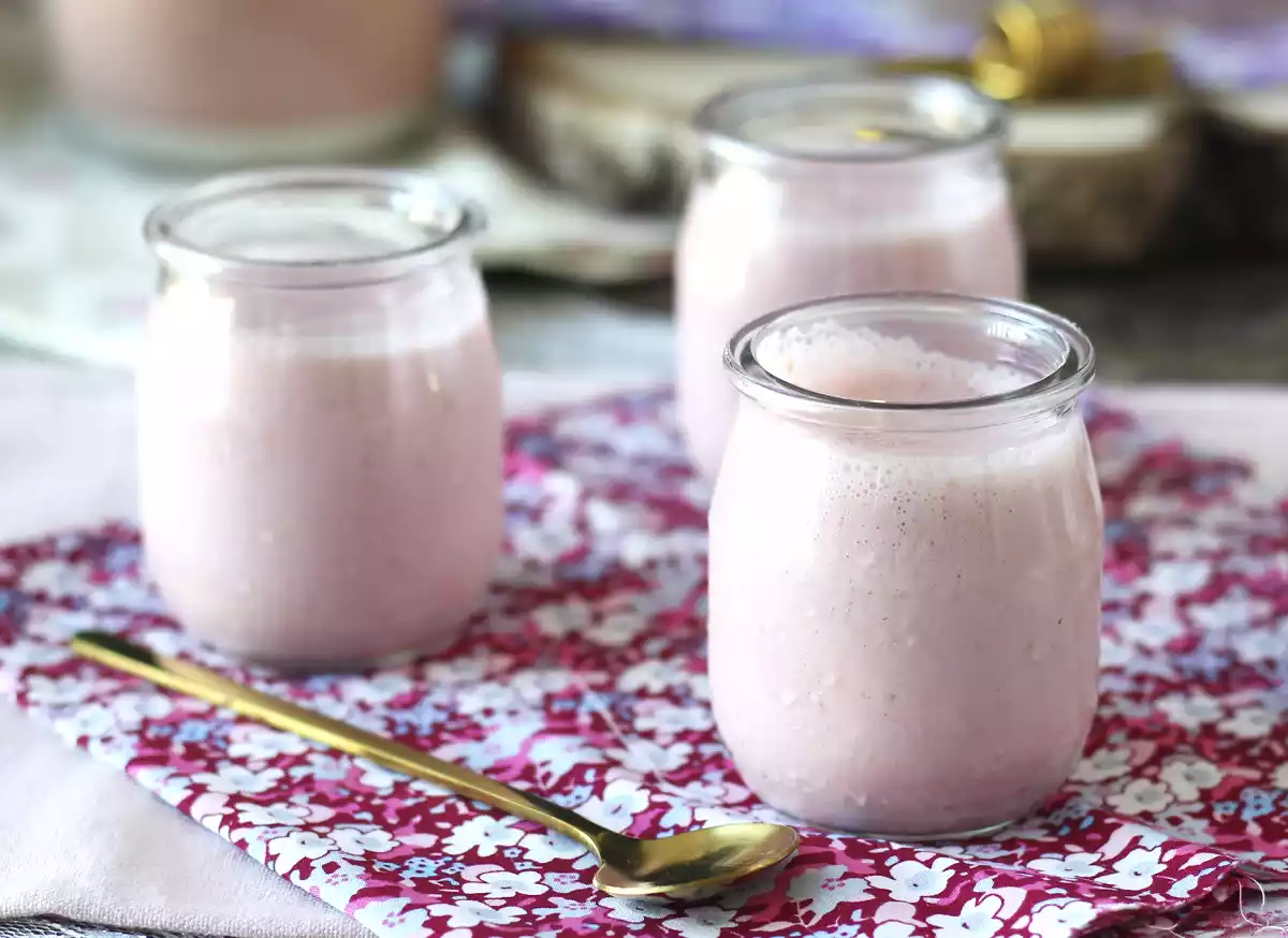 Cremoso alla fragola senza zuccheri aggiunti: la merenda sana che piace a tutti