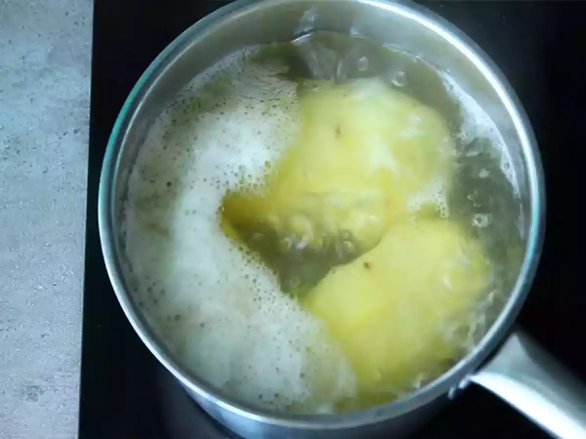 Fase 2 - Cuocere le patate separatamente