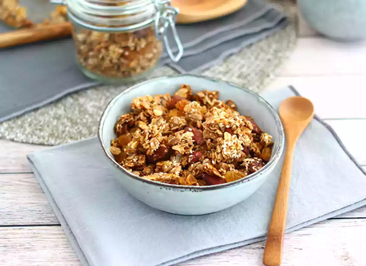 La granola fatta in casa è pronta