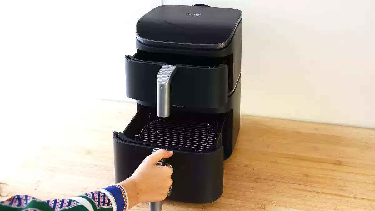 Design e materiale della COSORI turbo tower pro smart