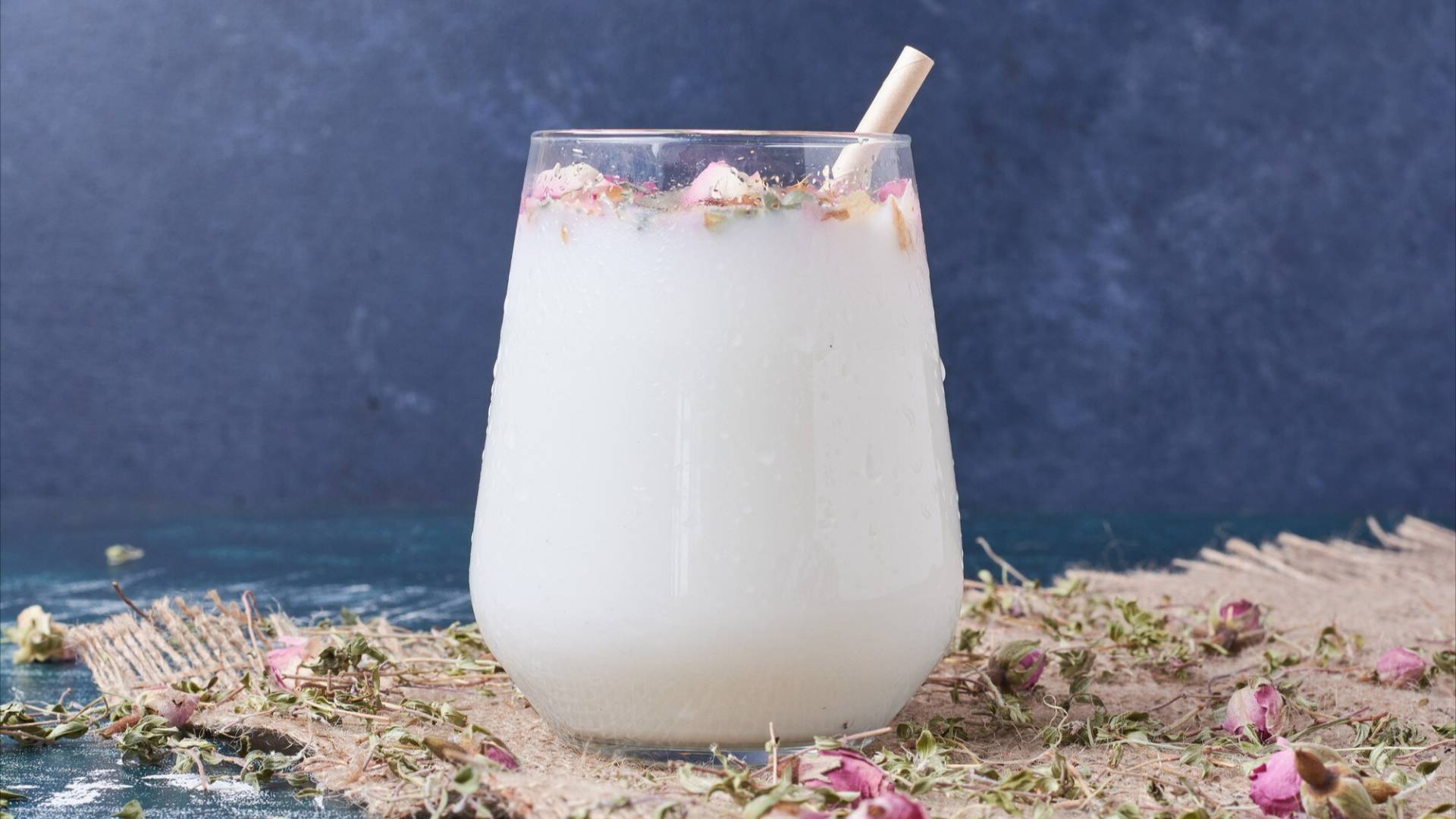 Perché tutti parlano di Kefir? Scopri la bevanda del momento!