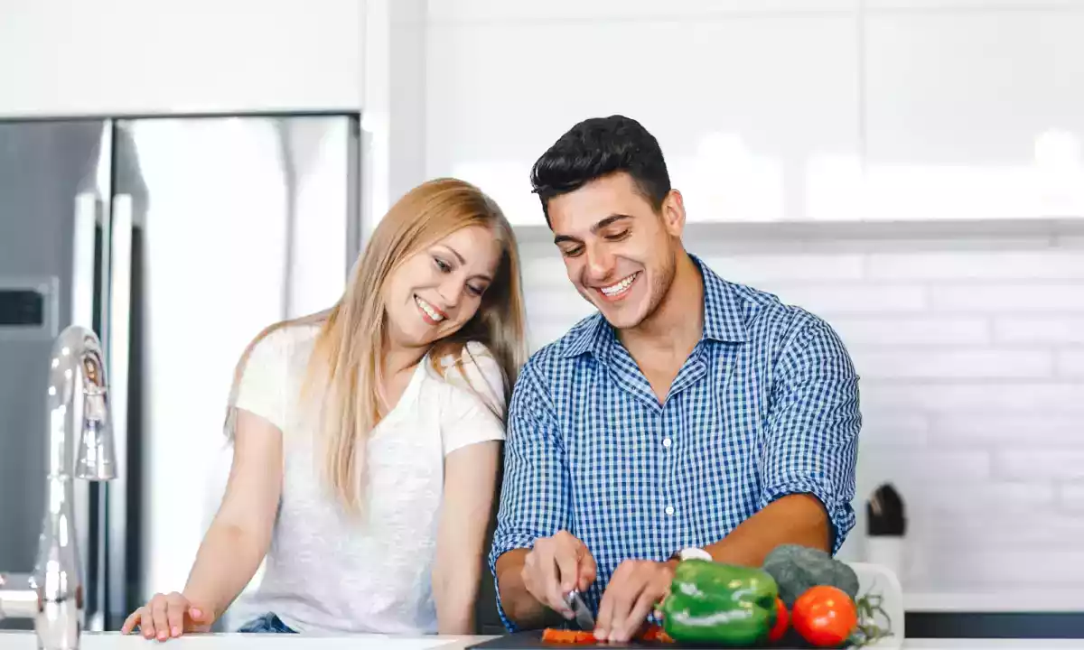 Cucina sprint: 9 trucchi da chef per preparare la cena in metà tempo