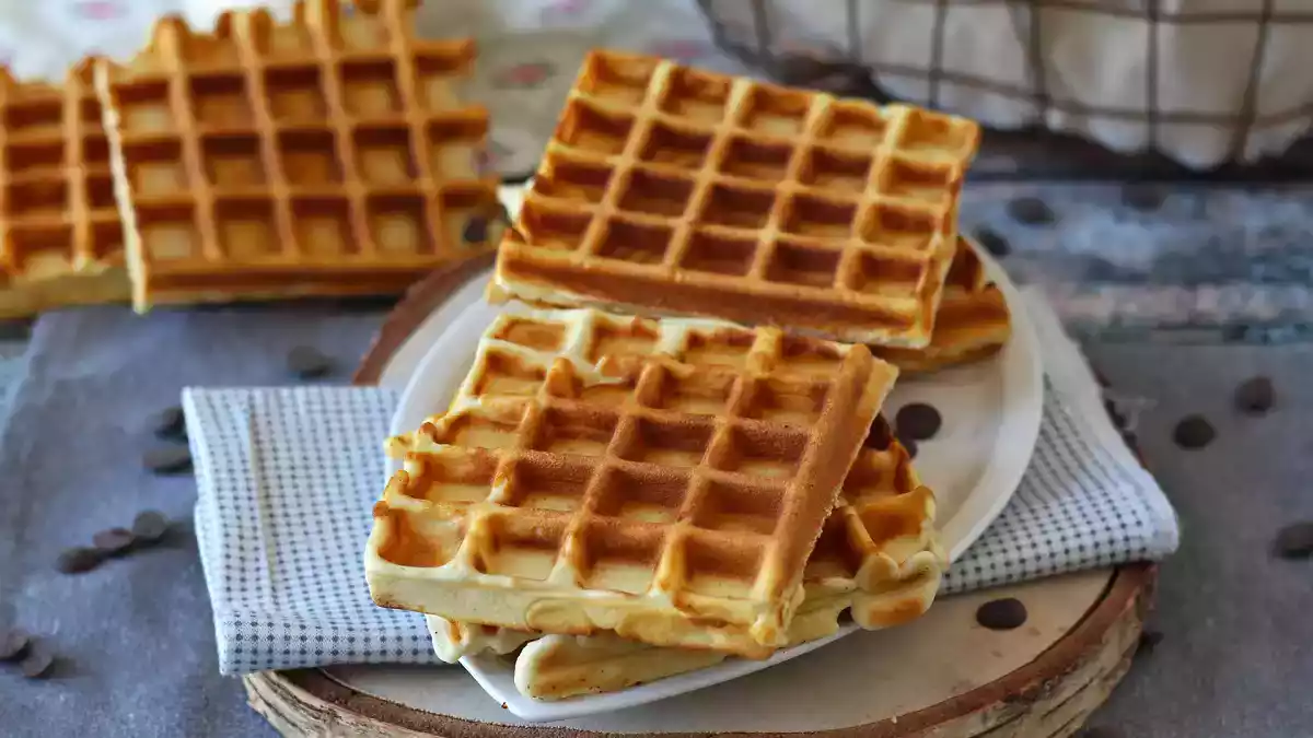La ricetta dei waffle proteici che renderà irresistibile la vostra colazione