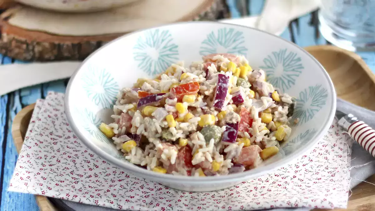 6 ricette di insalate di riso per rinnovare i vostri menu estivi