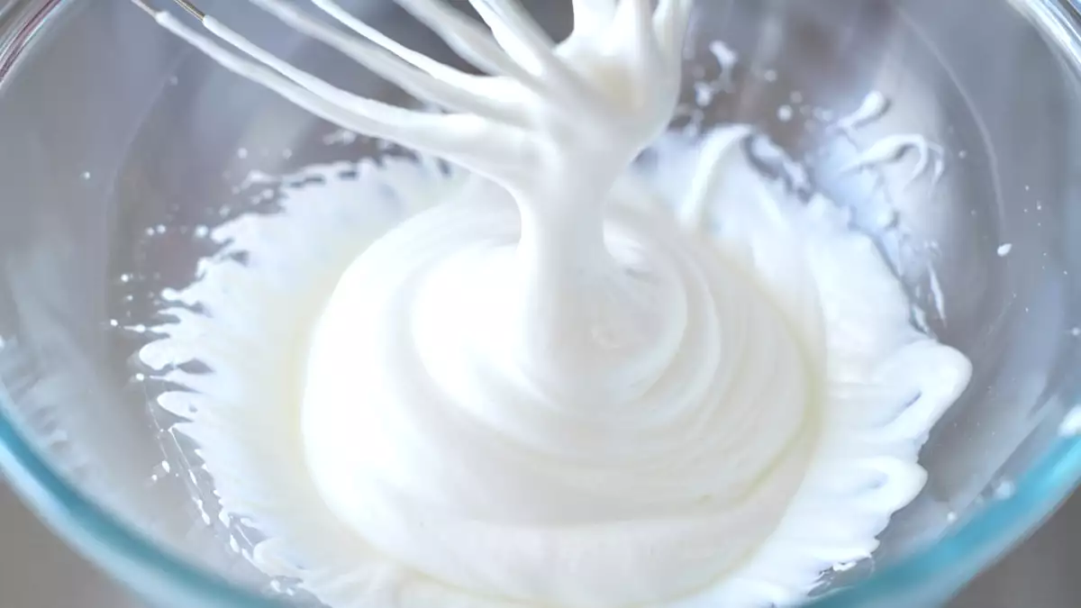 Uova meno fresche? Ecco perché sono perfette da montare!