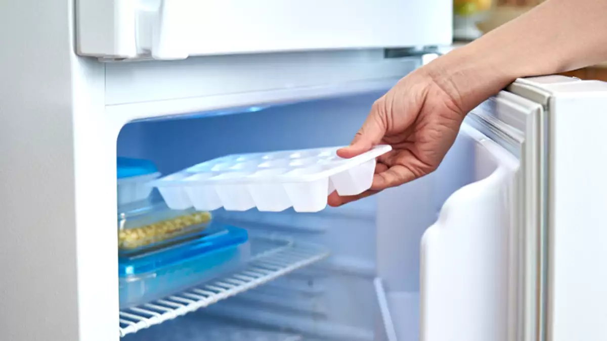 Volete il ghiaccio in fretta? Questi trucchi funzionano a tempo di record!