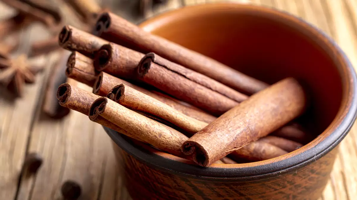 È tossica la cannella che hai nella tua dispensa? Questa varietà di uso comune potrebbe danneggiare il tuo fegato senza che tu lo sappia
