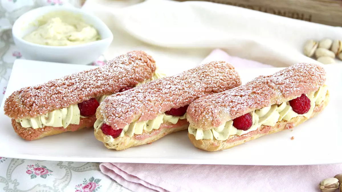 8 ricette al pistacchio che sembrano da pasticceria ma puoi fare a casa oggi stesso