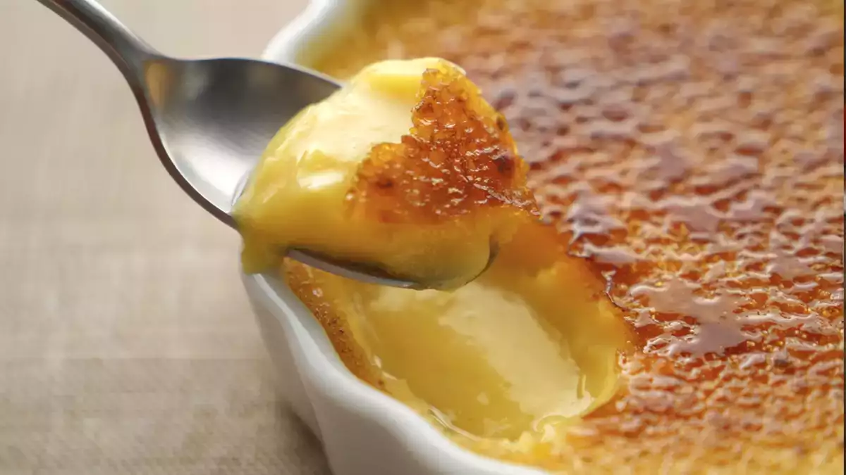 Cosa fare con i tuorli d'uovo avanzati e come trasformarli in dolci irresistibili