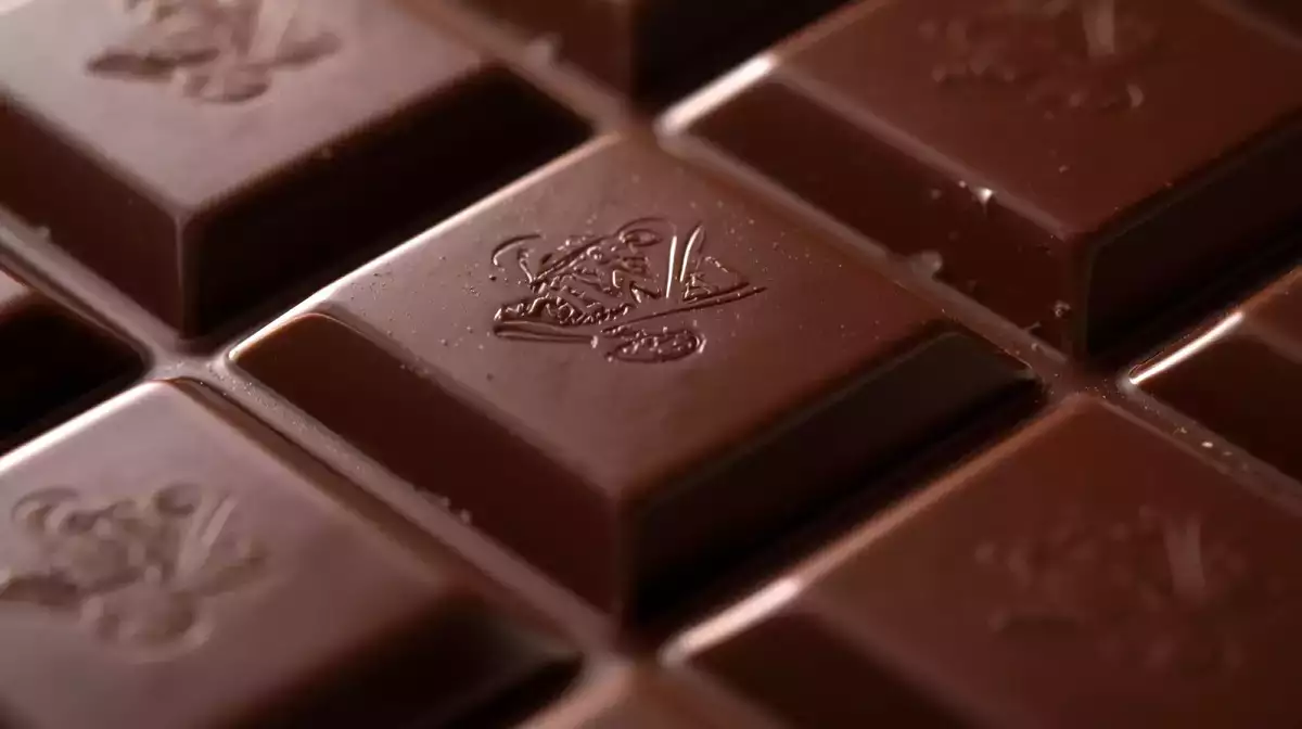 Cioccolato diventato bianco: perché succede e come conservarlo bene