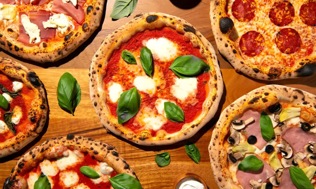 Dalla Marinara alla Capricciosa: calorie delle 15 pizze più amate dagli italiani