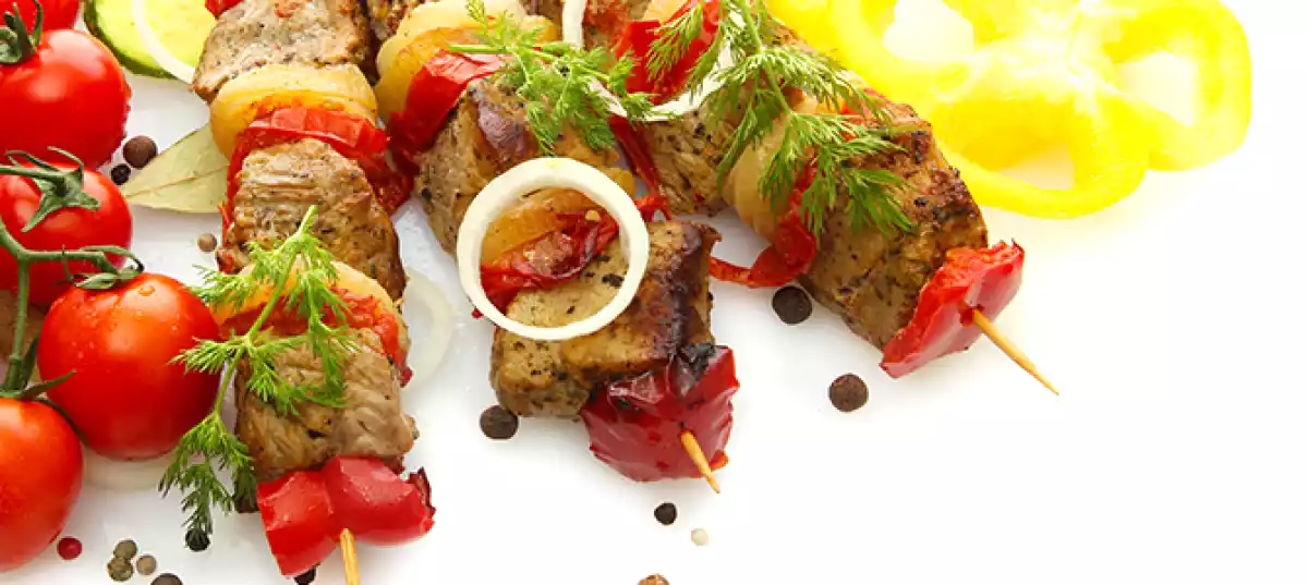 Spiedini di carne: il secondo piatto sfizioso che piace a tutti!