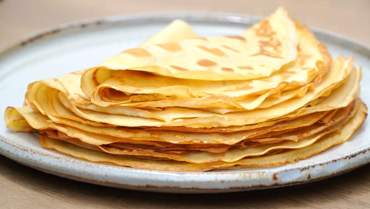 Crêpes troppo pesanti? Il trucco con un solo ingrediente che le rende leggerissime