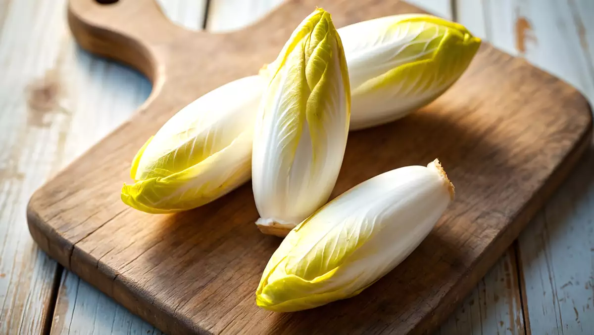 Indivia troppo amara? I trucchi semplici per sceglierla, conservarla e cucinarla senza errori (e farvela amare davvero)