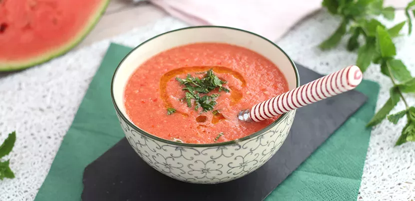 Zuppe fredde: 9 squisite ricette per l'estate!