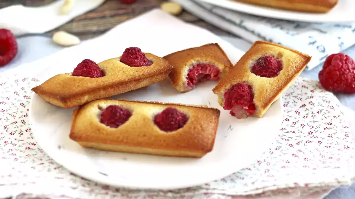12 pasticcini e biscotti raffinati per un dopocena perfetto: ricette facili che fanno fare bella figura