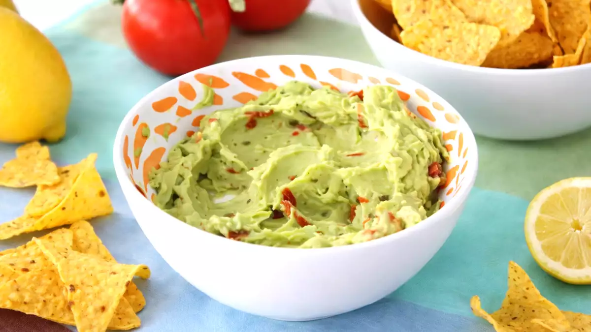 Guacamole perfetto anche il giorno dopo: il trucco semplice per non farlo diventare marrone