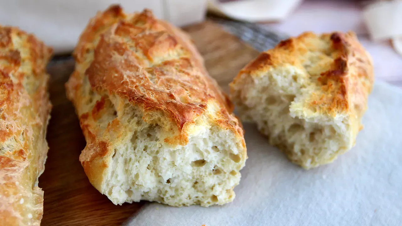 Prepara anche tu il pane a casa, segui i consigli di Petitchef!