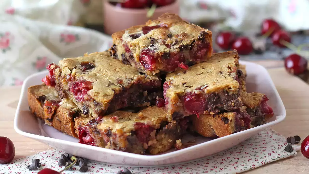 10 torte primaverili soffici e profumate che trasformano ogni merenda in un momento speciale