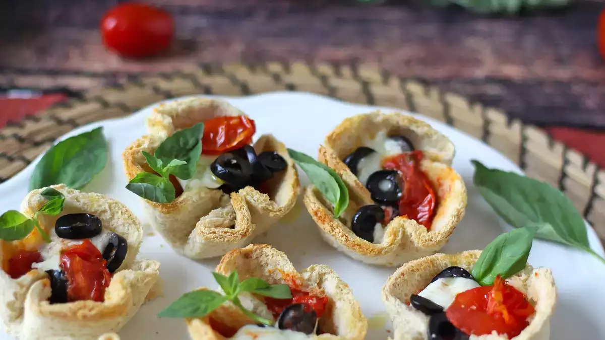 Cestini di pancarré croccanti: l’antipasto facile che sta spopolando (pronto in 20 minuti!)