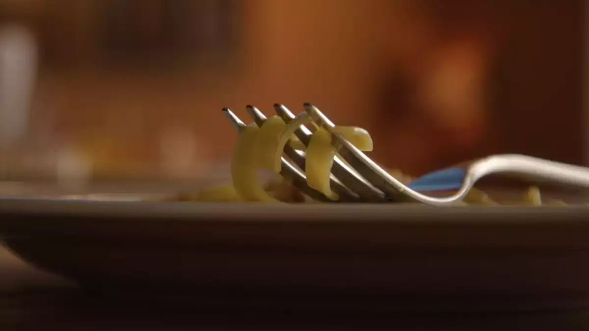 Perché le forchette hanno 4 punte? La risposta ti sorprenderà (e cambierà il modo in cui mangi!)