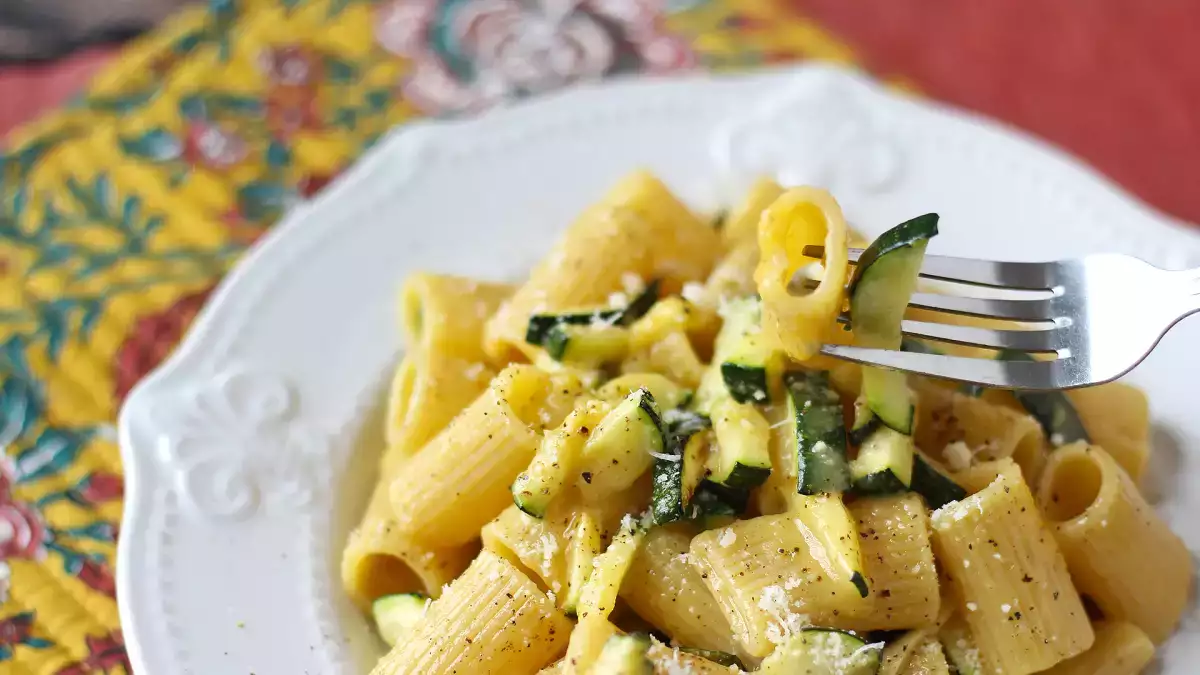 8 primi vegetariani economici che preparo sempre quando voglio spendere poco ma mangiare benissimo