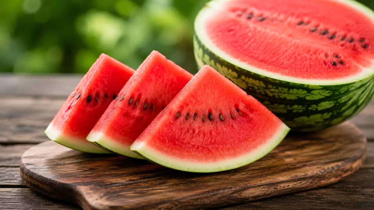 Come capire se un'anguria è dolce senza aprirla: consigli pratici e facili da seguire al mercato