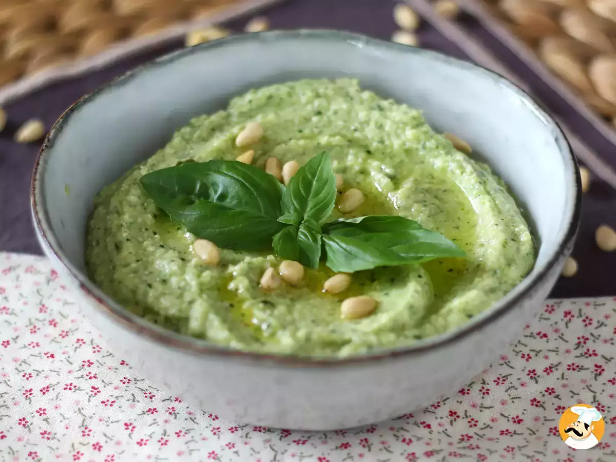 Il pesto di zucchine, la salsa estiva che salva la pasta: idee e abbinamenti per ogni piatto