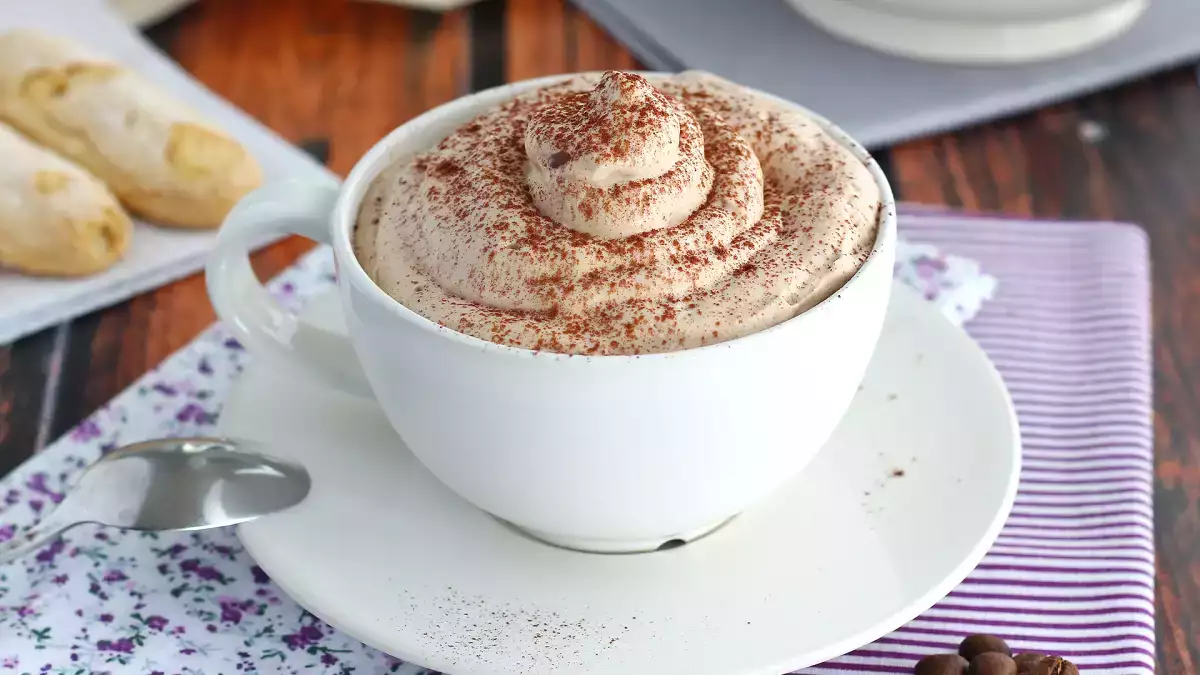 Bevande fredde al caffè: 4 idee golose che faranno discutere gli amanti dell’espresso e del cappuccino