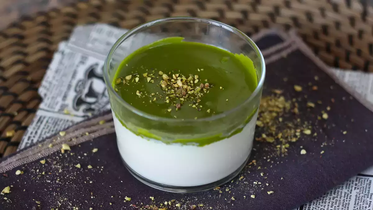 Panna cotta perfetta: il dolce freddo italiano dall'aspetto da ristorante, pronto con minimo sforzo