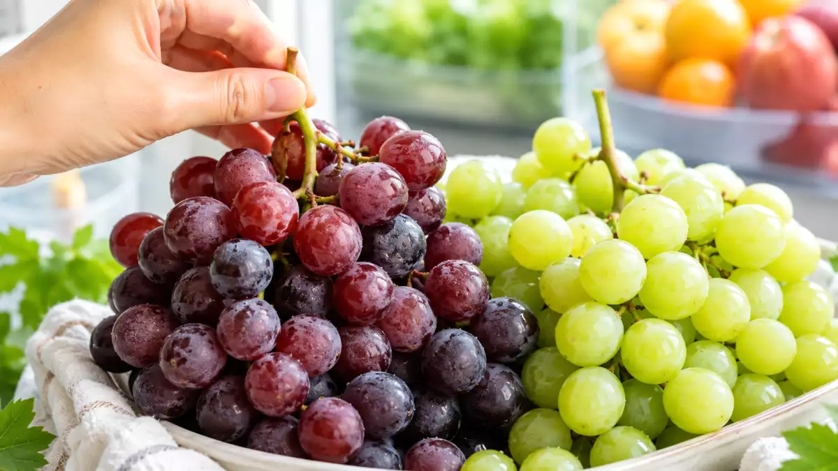 Scegliere l'uva da tavola dolce e farla durare: il semplice trucco per conservarla in casa