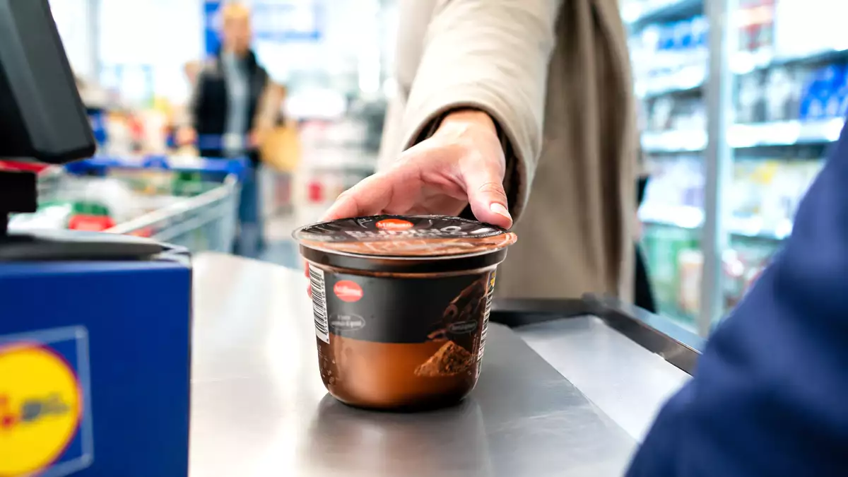 Budino Milbona richiamato da Lidl: controlla questo TMC prima di mangiarlo