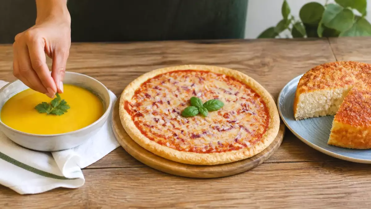 Menu vegetariano, 23 ottobre: vellutata d’autunno, pizza morbida e cocco cremoso