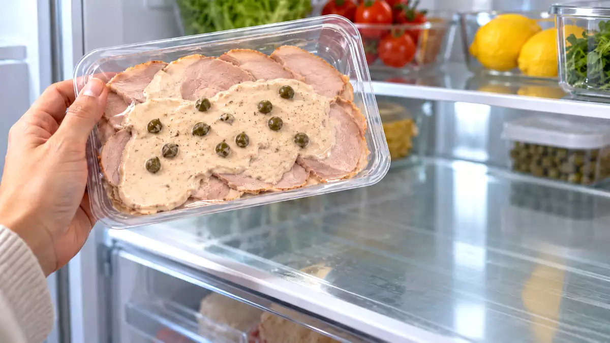 Vitello tonnato venduto da Eurospin, il lotto da controllare prima di aprire il frigo