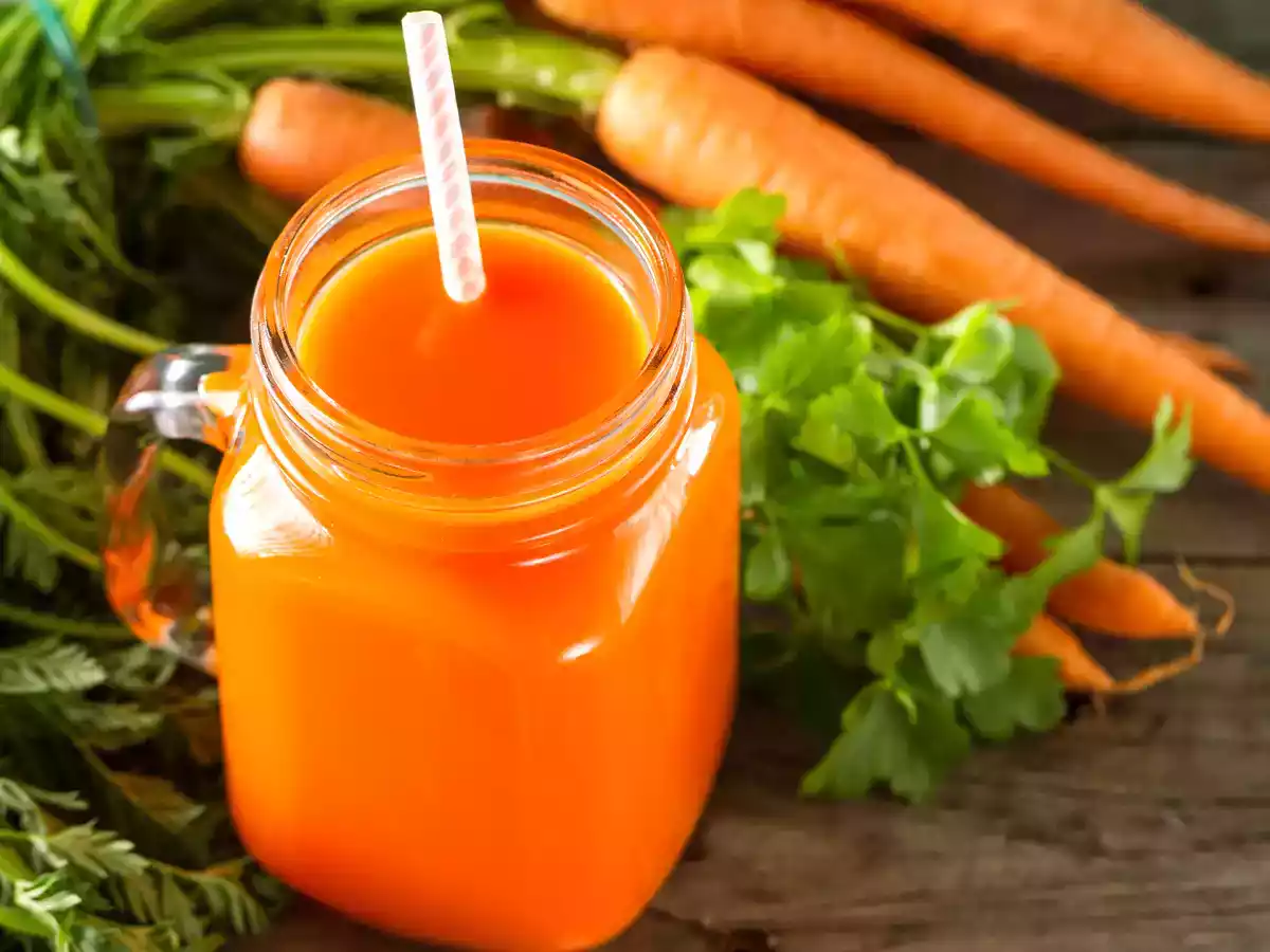 Regola l'intestino, allevia la stitichezza e favorisce la digestione: il potere di questo succo è incredibile!