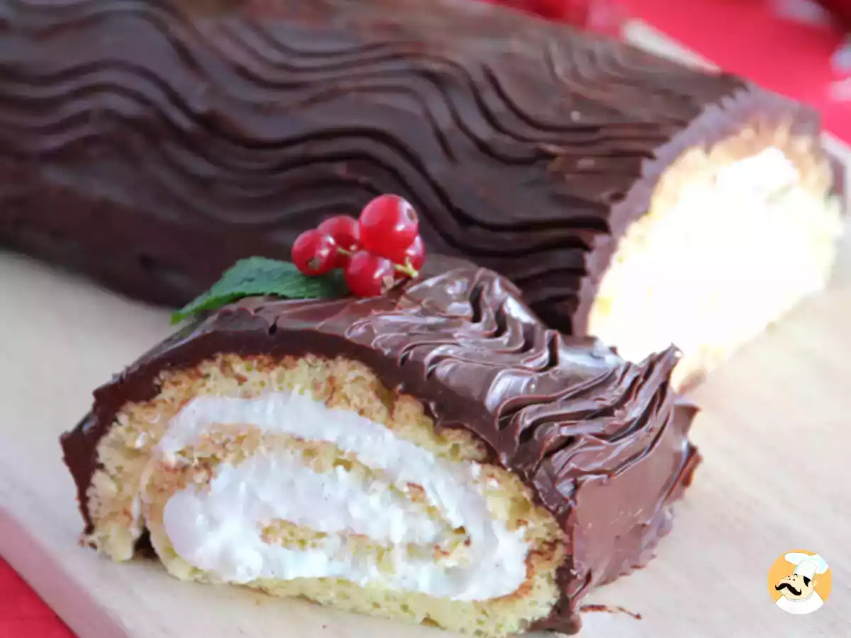 Perché si mangia il tronchetto di Natale? Scopri la storia di questa affascinante tradizione