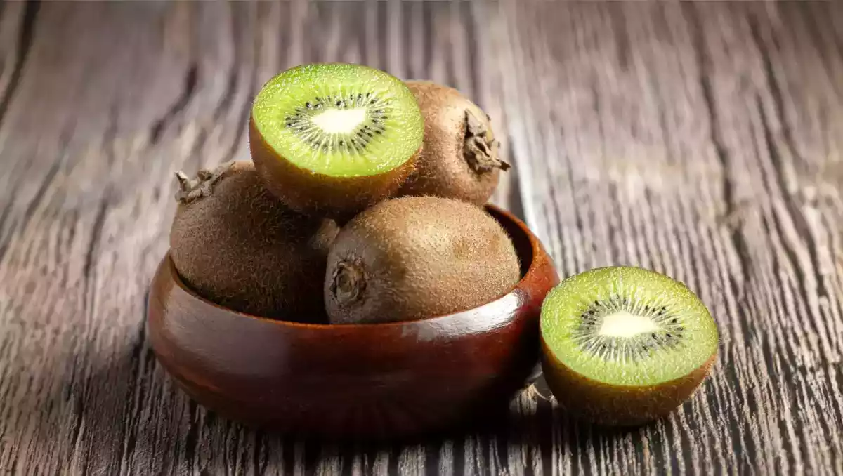 Pressione alta? Non ci crederai, ma i kiwi potrebbero aiutarti ad abbassarla!