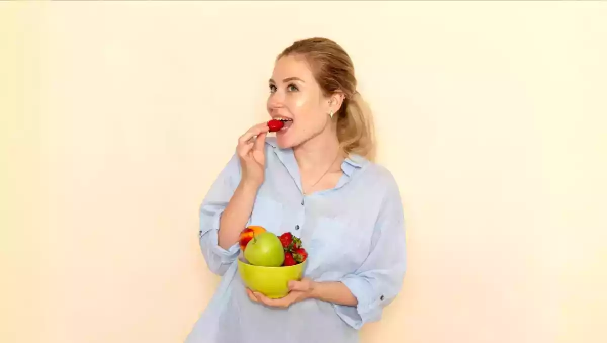 Sai qual è il miglior momento della giornata per mangiare la frutta? Ecco i miti da sfatare!
