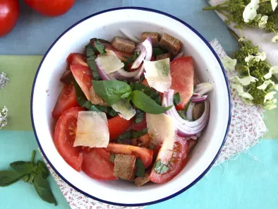 Piatti freddi: 15 insalate estive da gustare sotto l'ombrellone