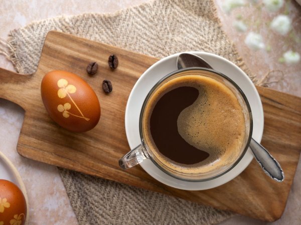 Caffè con l’uovo? Una tradizione nordica sorprendente tutta da scoprire